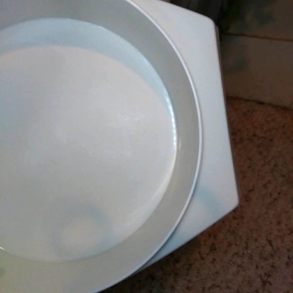 3/$18 Vintage Tupperware Microwave Cake Pan